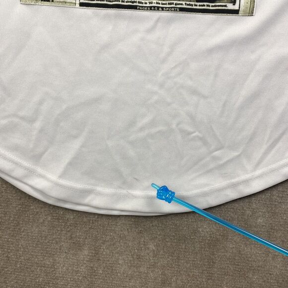 Sneak Gallery LACED UP G.O.A.T. MICHAEL JORDAN #23 JERSEY RETR0 95 “ I’m Back” - Picture 14 of 16